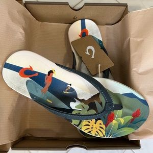 NWT Olukai Ho’opio Pae Surfer Girl Wind Grey flip flops sandals slippers